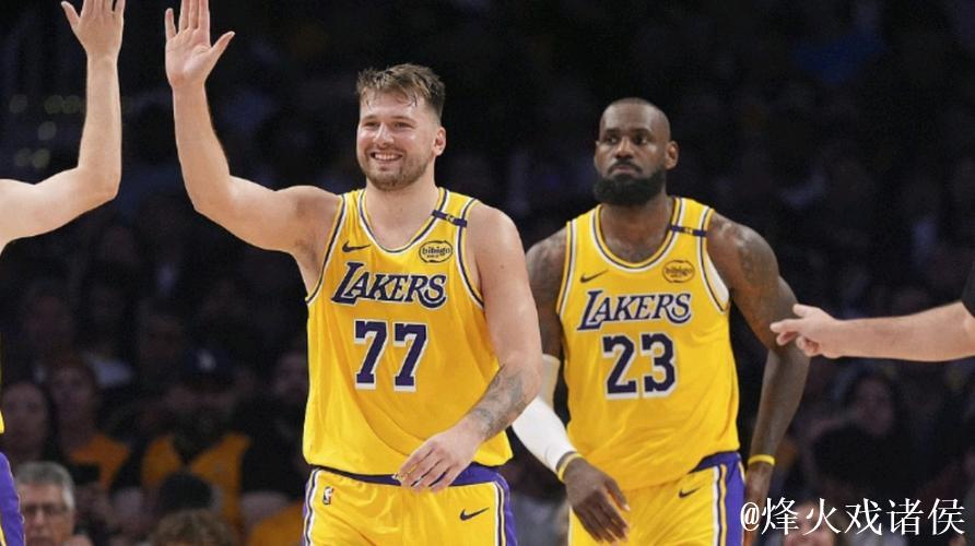 詹姆斯30+8+8东契奇30+10 湖人击败鹈鹕迎来三连胜